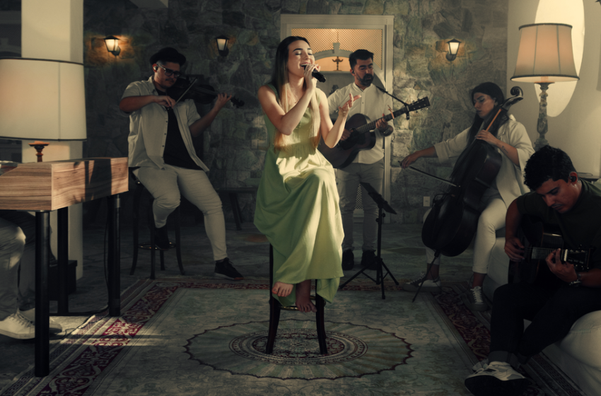  Esther Durán lança novo single sobre buscar descanso em Deus